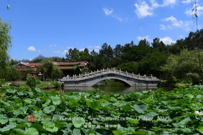 塞外桃园生态旅游区