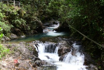 黄金峡