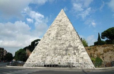 塞斯提伍斯金字塔